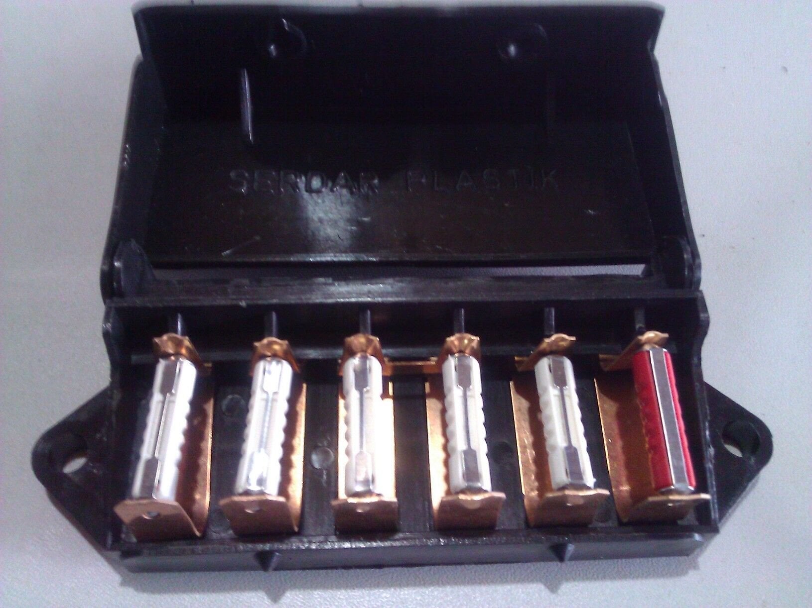 Sigorta Kutusu Dolu 480/640