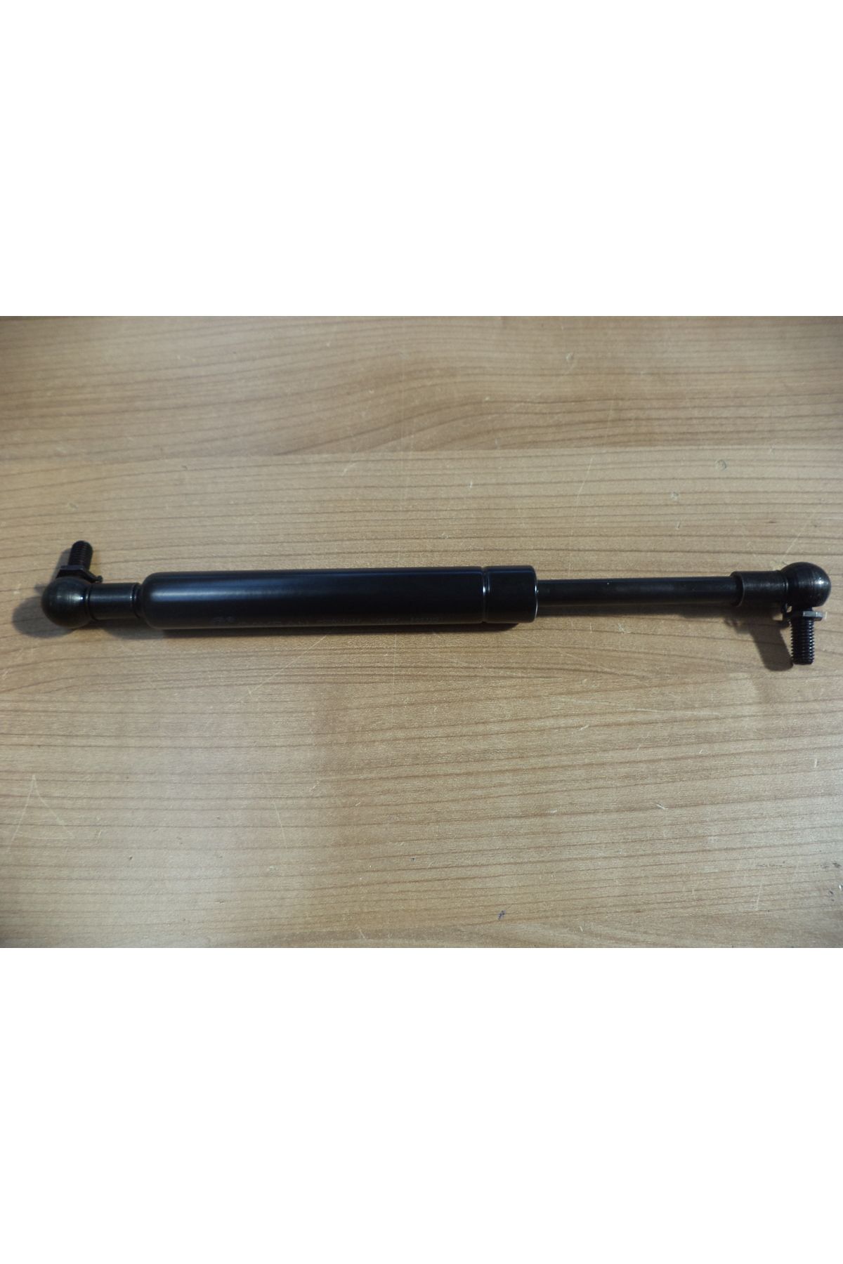 47517733 - New Holland Kapı Amortisörü - Kapı Pistonu - Td Serisi