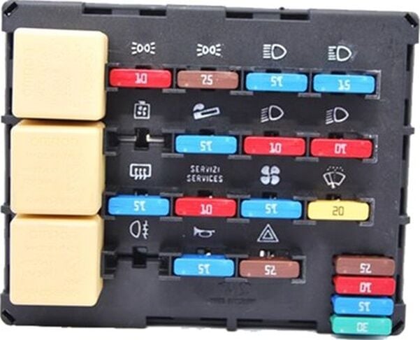 Fiat Doğan Sigorta Kutusu mako 64800205