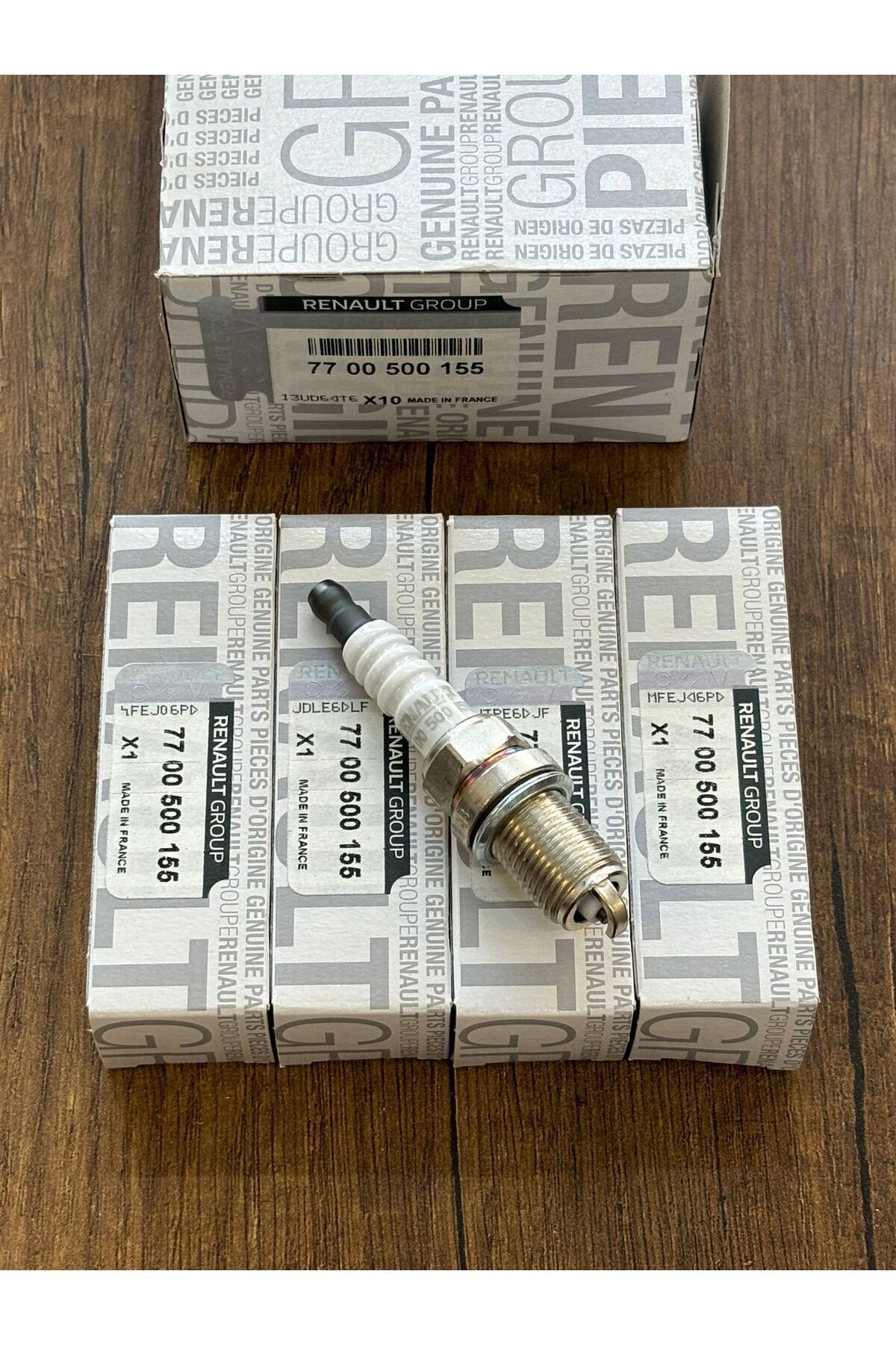 Buji Takımı Megane 1-2 1.4-1.6 16v / Scenic 1.4 16v / Clio 1.4 16v 7700500155