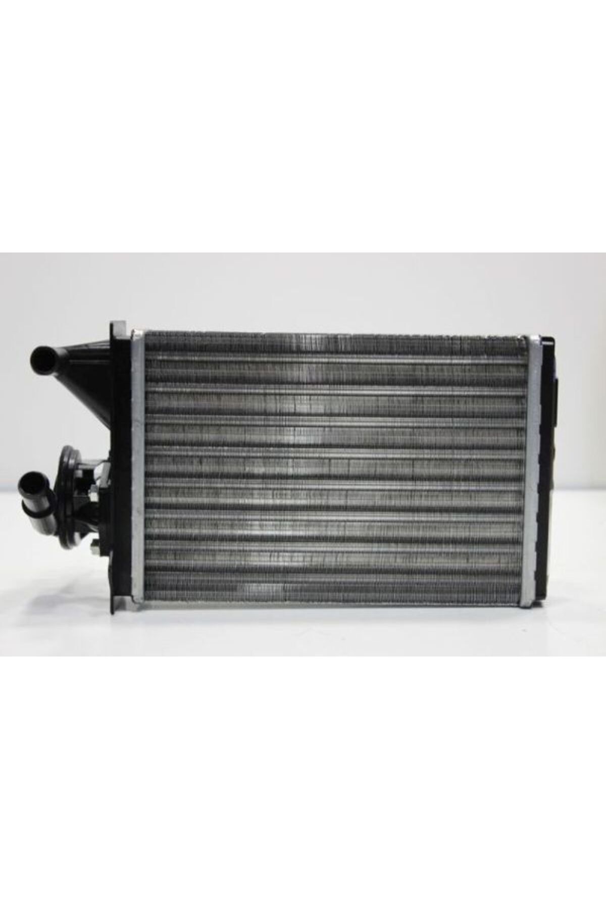 ünlü oto Fiat Uno Kalorifer Radyatörü Peteği Musluklu Orijinal