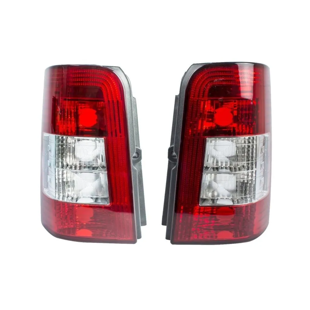 Peugeot Partner Sag + Sol Stop Lambasi Takim Çift Kapi 2003-2008 241508020