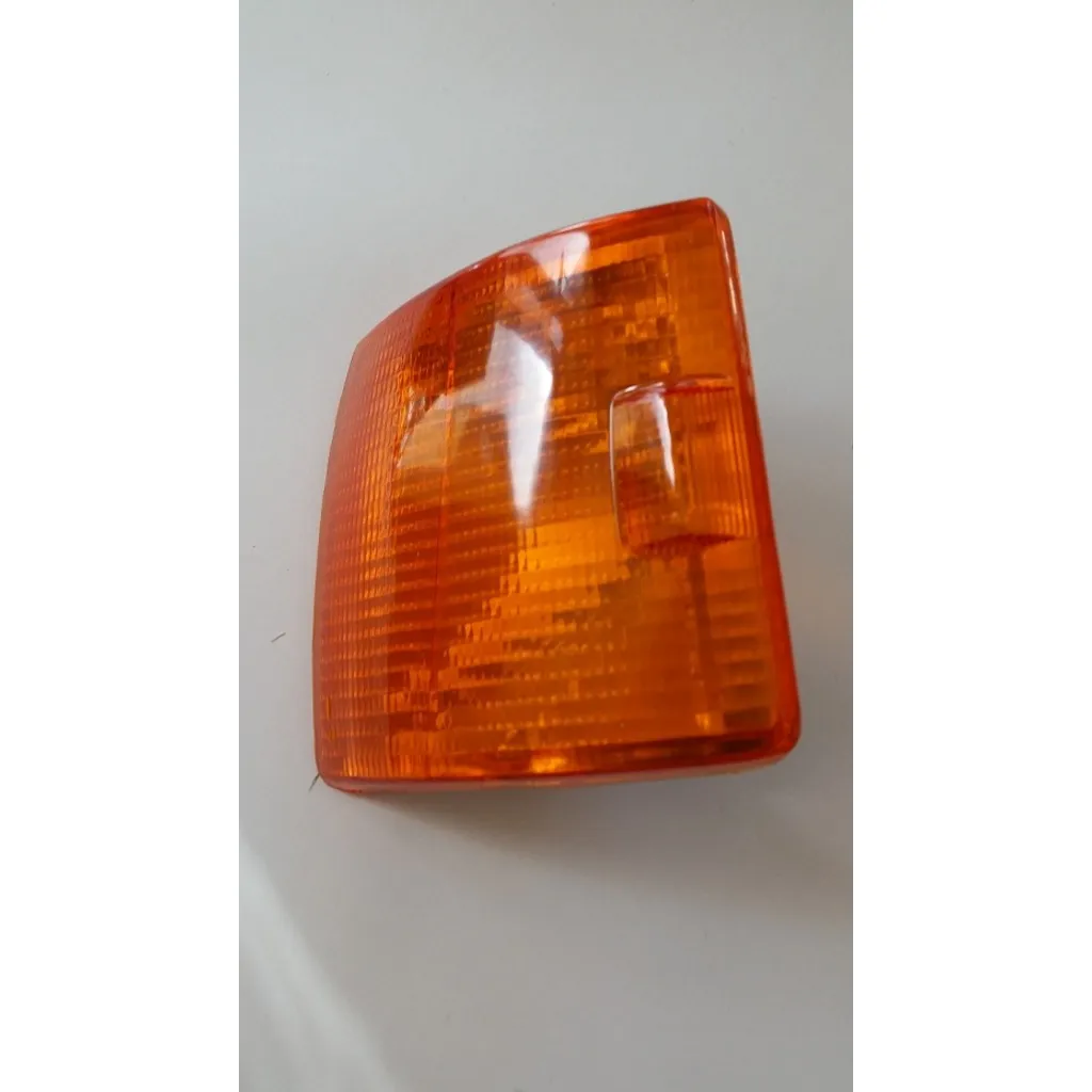 Vw Transporter T4 Ön Sinyal Lambasi Sol Sari 219371084