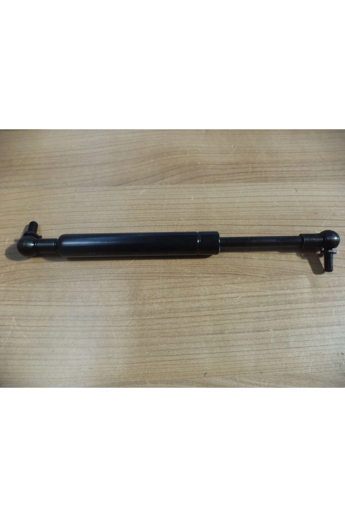 47517733 - New Holland Kapı Amortisörü - Kapı Pistonu - Td Serisi